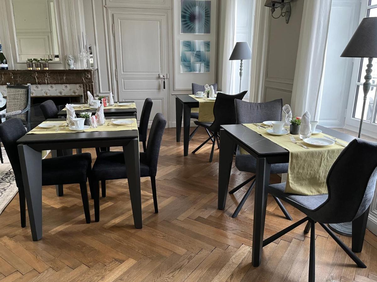 Domaine De La Course Panzió Doudeauville Kültér fotó