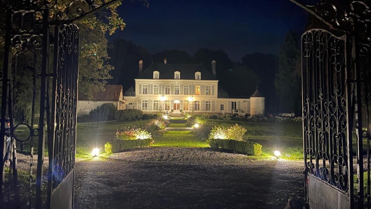 Domaine De La Course Panzió Doudeauville Kültér fotó